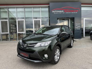 Toyota RAV4 2,2 D-4D Elegance 4WD Aut. bei Autohaus Wögerbauer in 