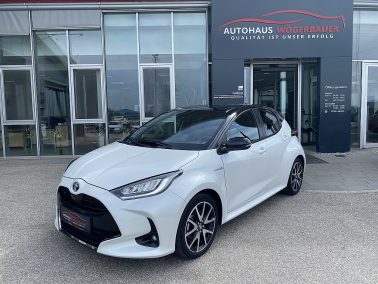 Toyota Yaris 1,5 VVT-i Hybrid Style bei Autohaus Wögerbauer in 