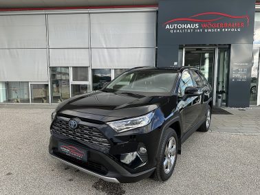 Toyota RAV4 2,5 Hybrid VIP AWD bei Autohaus Wögerbauer in 