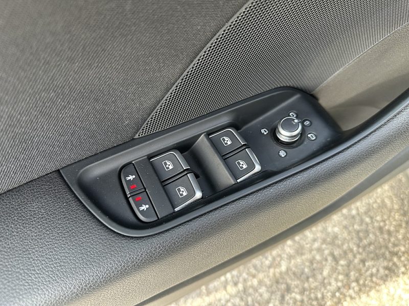 491282_1406628363175_slide bei Autohaus Wögerbauer in 