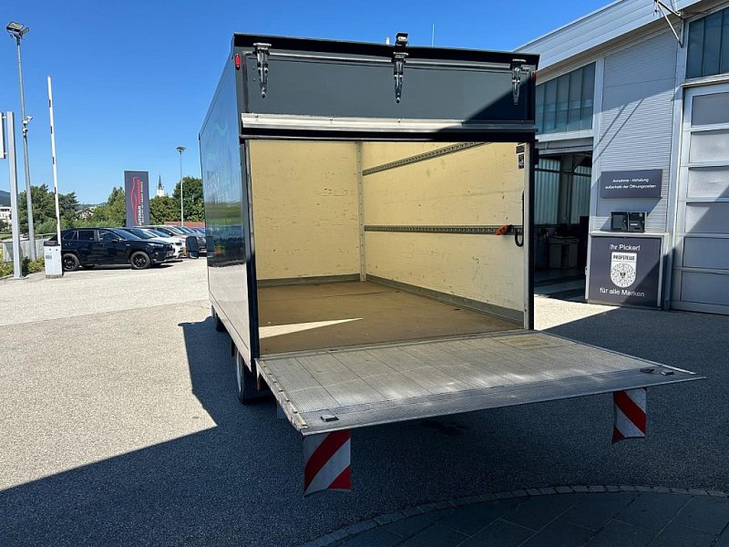 492578_1406641781038_slide bei Autohaus Wögerbauer in 