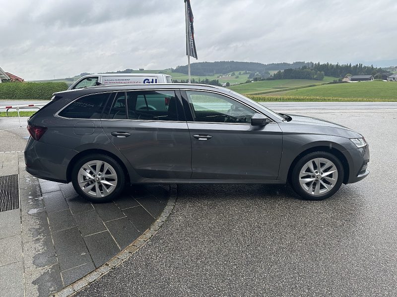 495994_1406652092259_slide bei Autohaus Wögerbauer in 