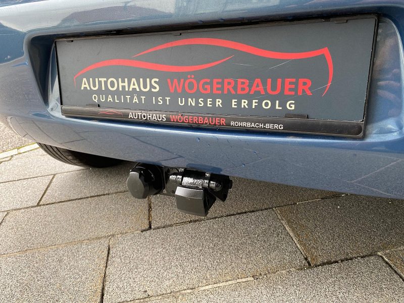 496063_1406654080085_slide bei Autohaus Wögerbauer in 