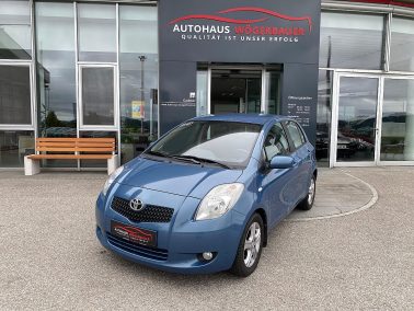 Toyota Yaris 1,4 D-4D 90 Spirit bei Autohaus Wögerbauer in 