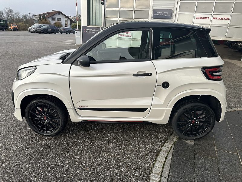 499406_1406668857319_slide bei Autohaus Wögerbauer in 